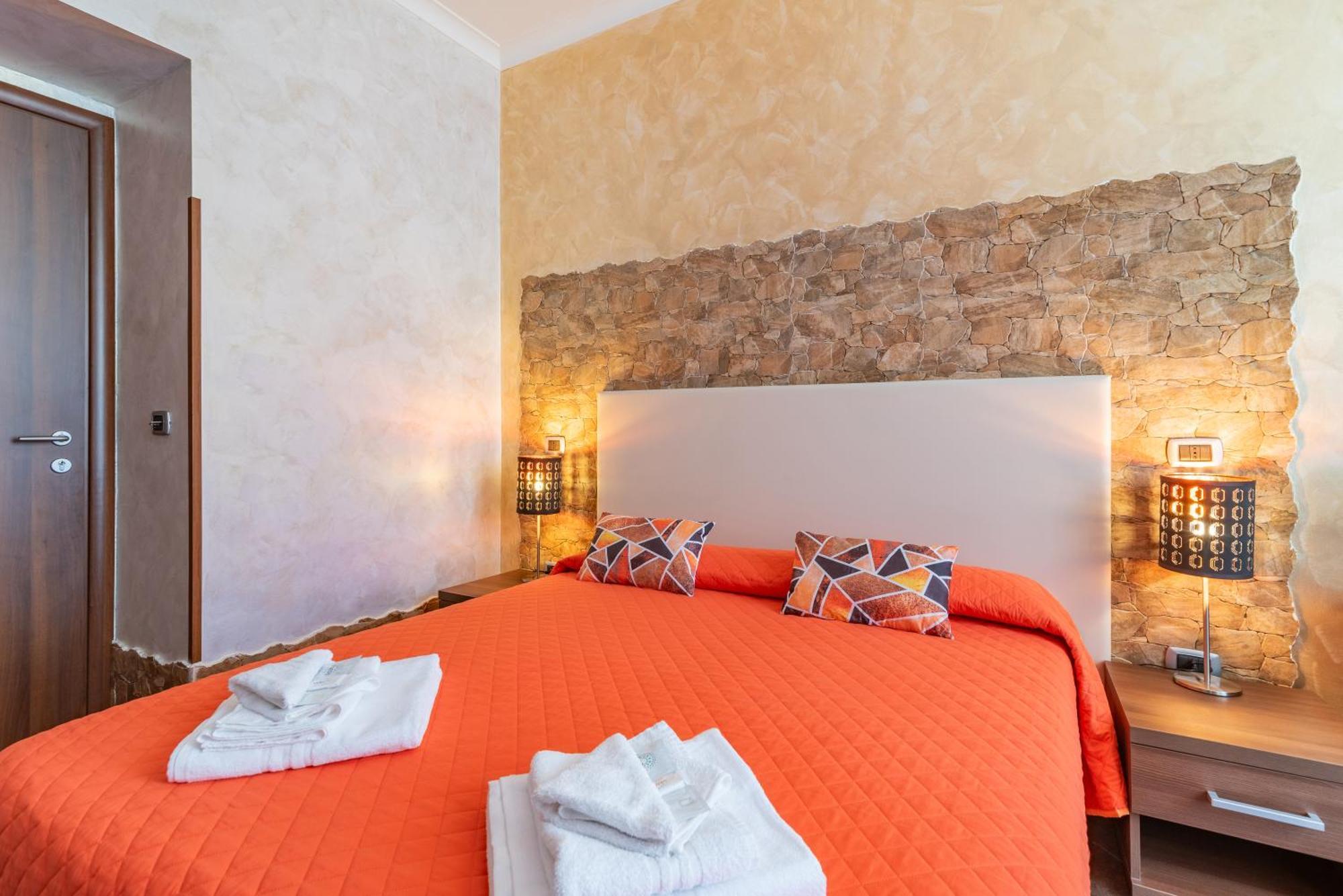 Alis Laura Guest House - 150M From Piazza Bologna Metro And 10 Minutes From The Colosseum ภายนอก รูปภาพ